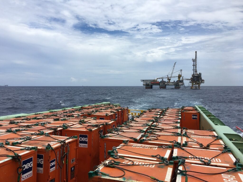 Qualidade em lingas de cabos de aço DNV-ST-E271